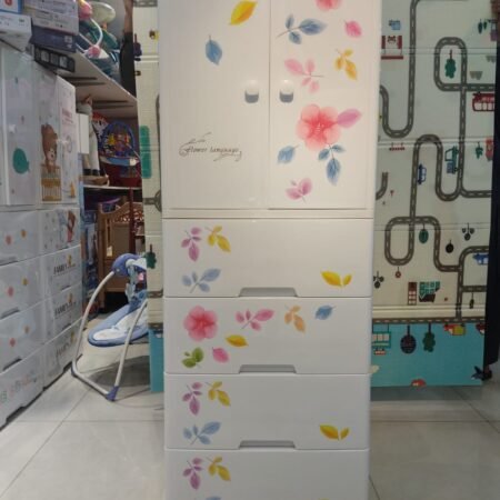 BABY CABINET 4 DRAWERS WITH HANGING FLOWER PATTERN