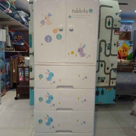 BABY CABINET 4 DRAWERS WITH HANGING RABBITS PATTERN